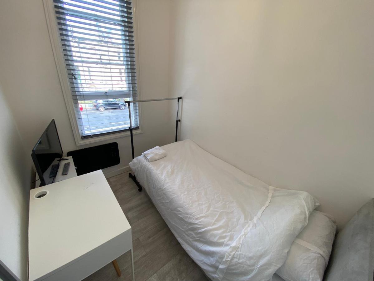 Small Single Room Walking Distance To Hove Station Εξωτερικό φωτογραφία